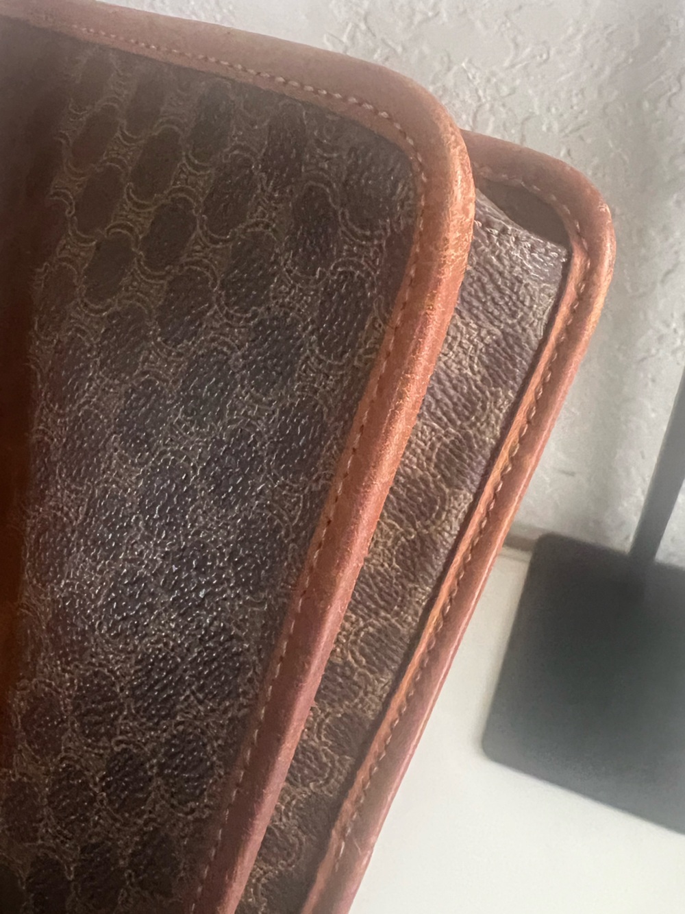 CELINE Brown Patterned Chain Shoulder Bag with Tan Trim - Picture 9 of 10